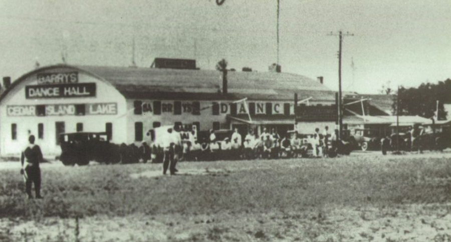 Barrys Dance Hall at Cedar Island Lake - From 1987 Walled Lake Yearbook (newer photo)
